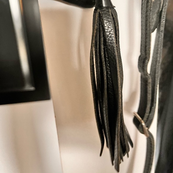 Roots Leather Cross Body Purse - Picture 5 of 11